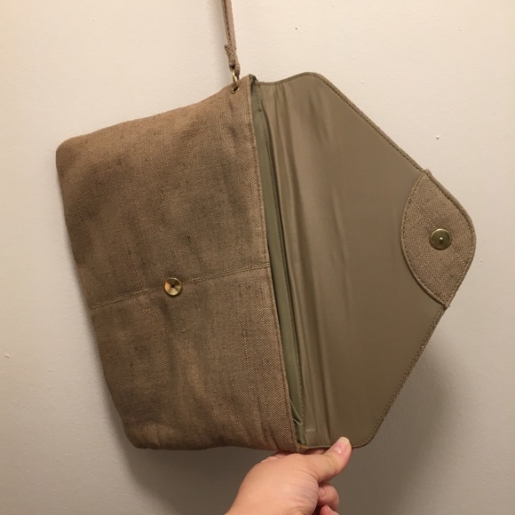 Tan clutch - Picture 5 of 6